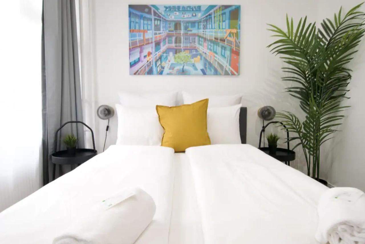 Studio Apartments By Hi5- Apartment In Downtown Budapest Exterior foto